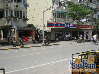 小区相关图