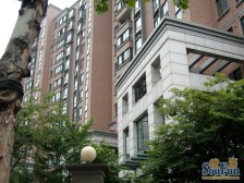 小区安静位置,中间楼层,交通便利,配套齐全,看房方便