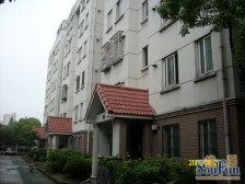 近地铁,入住快 中间楼层 通风好 新上房源