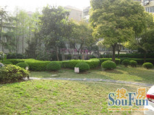 精装好房,带家具家电,闹中取静,交通便利