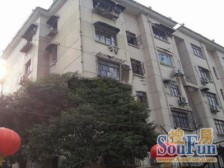 梅四小区新上笋盘推荐,三楼南北两房,学位未用,诚意出售