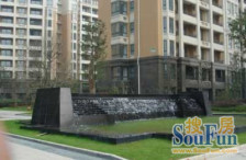 厨卫朝北,大开间,品质小区,繁华地段