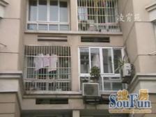 毛坯自由装修 中间楼层 得房率高 近商场地铁