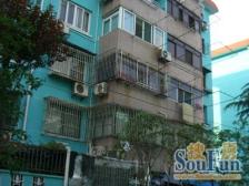 正看小区独有的景观 看房随时都方便的