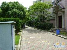 此房满5唯1,配备齐全,生活便利