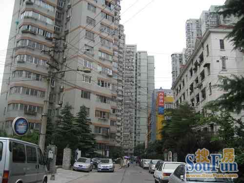 小区相关图