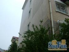 龙柏西郊公寓 3室2厅2卫 南北