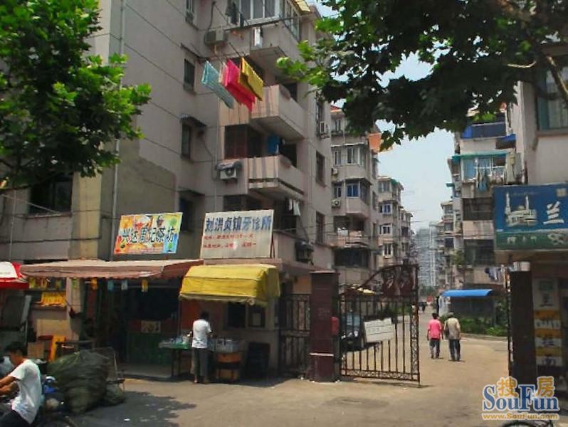 小区相关图