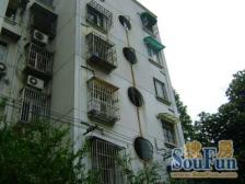 电梯高区,四开间朝南!!!已满五!!可谈!!!!