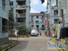 崂山二村1室北朝向300.00万元/套出售