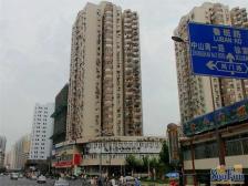 1梯2户多层商品房,电梯中区开阔,安静开阔,可停车