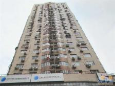 1梯2户多层商品房,电梯中区开阔,安静开阔,可停车