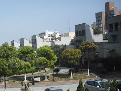 小区相关图