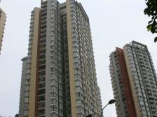 南湖路轻轨旁精装1室一厅业主诚心出售随时看房