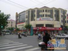 虹康二期安静位置,全南两房两厅,采光充足,电梯高层