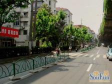 一梯四户,交通便利,居家装修,诚意出售