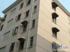 卫生间全明,大开间,小区入口附近,品质小区