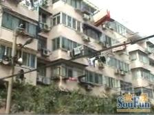 大融城旁满五年边套全明大两房诚意出售