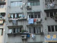 电梯房,近地铁,配套完善,近商圈