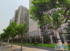 香烟袅袅,宽敞客厅,楼层好,户型正气,全明户型