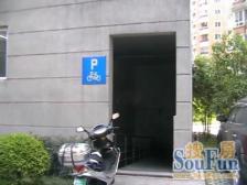 品质小区,环境优美,精装修,诚意出售