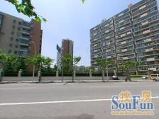 近地铁,拎包入住,2梯2户 精装,店长力推