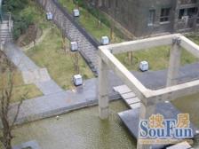 一楼花园,三房全南,带独立花园,看房方便。