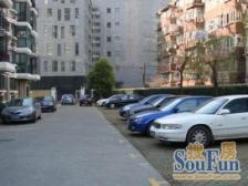 中山公园园林住宅,一梯两户,价格好谈,近地铁,看房方便