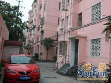 抢占中环C位!花园旁边套全明户型,附储物间