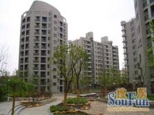 07年园林式小区,带储藏间,带一个大院子