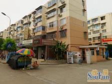 新上!希缺大三房小区花园位置三房俩卫诚意出售近D铁