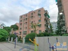 房东急售! 近地铁 边套全明南北通两房 看房都方便。