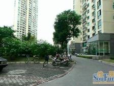 内环四高小区+南北直通双阳台+婚房装修+飞机户型