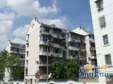 精装修电梯两房,边套全明采光好,随时看房,近轨交15号