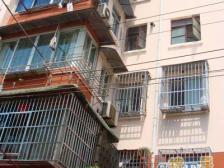 新出准电梯房,带装修,只在爱家出售,一房二厅,诚心出售有钥匙