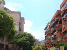 14号轨交百米之遥,独栋稀罕1房可做小2房,中间楼层精装全送