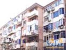 刚挂牌精装修自住,看房配合,到价签字,四楼中间楼层不靠马路哦