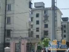 近地铁口,一梯两户、停车方便、总价低、诚心出售