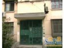 近地铁口,一梯两户、停车方便、总价低、诚心出售