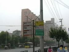 大木桥路板块低总价,正规电梯3房1厅。厨卫有窗。