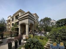 清水河畔,临河叠拼别墅,1跃2带90平米双花园,欧式精装