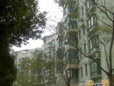 嘉秀新苑3室2厅2卫南朝向740.00万元/套出售