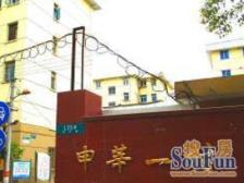 近地铁 产权清晰,精装修,小区中心位置,楼间距超宽