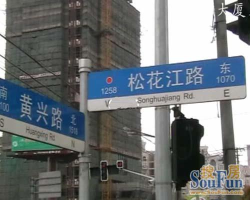 小区相关图