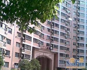 东边套全明户型,户型方正,光线刺眼,地铁200米