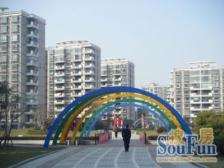 小区前排 精装修 采光视野好 业主诚意出售 看房提前约