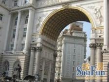 01年电梯次新房,9号线700米,大三房配套成熟诚心出售