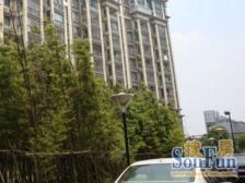 带产权车位,电梯高层,中心位置,品质装修,家具全送