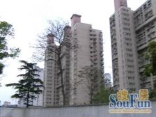 东外滩低楼层全明户型,电梯精装修3房,诚心出售!!