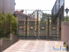 环境优美,精装修,繁华地段,二梯四户,采光充足,主卧朝南